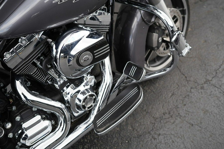 2014 Harley-Davidson FLHXS - Street Glide Special