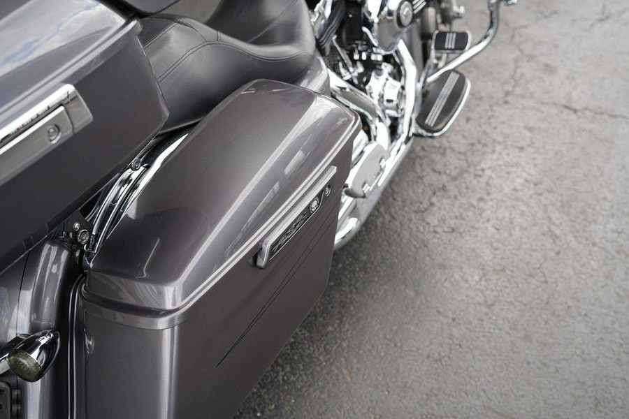 2014 Harley-Davidson FLHXS - Street Glide Special