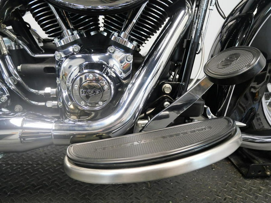 2015 Harley-Davidson® FLSTC - Heritage Softail® Classic