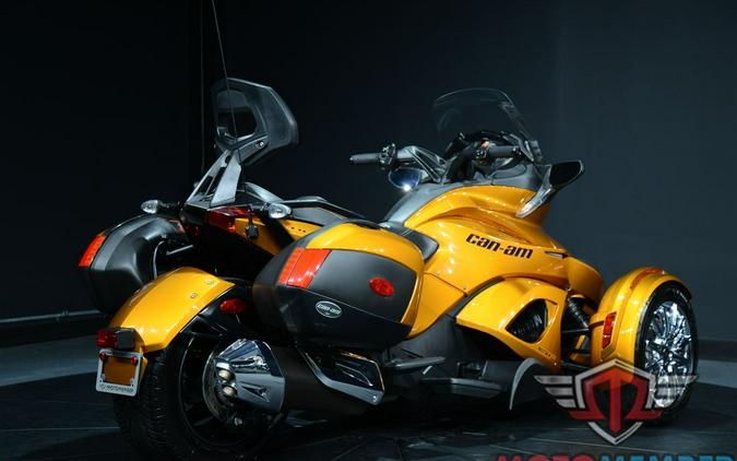 2014 Can-Am Spyder ST-Limited