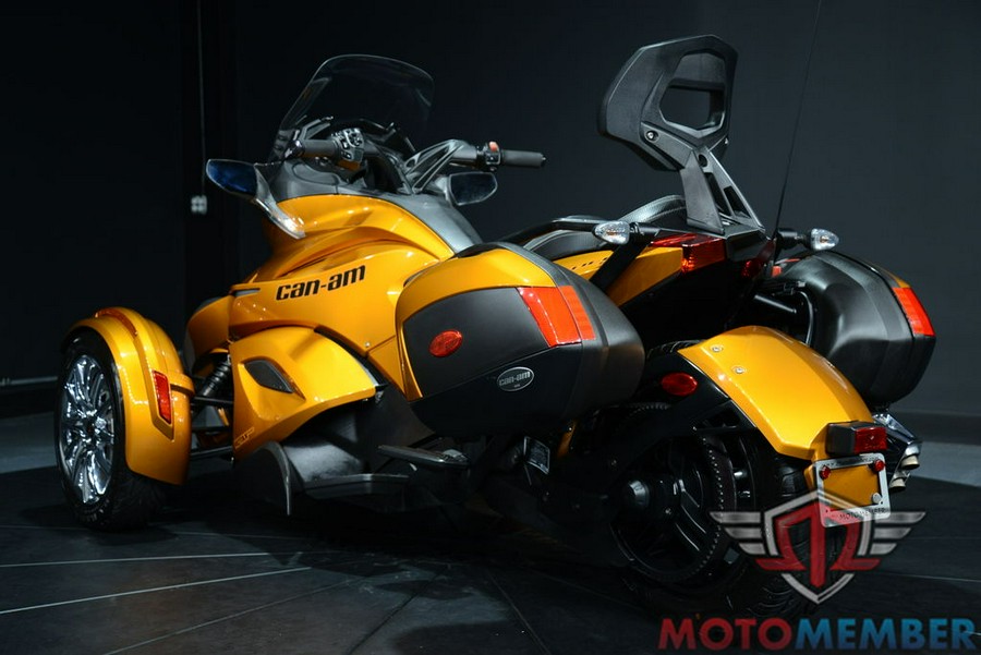 2014 Can-Am Spyder ST-Limited