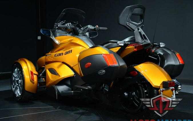 2014 Can-Am Spyder ST-Limited