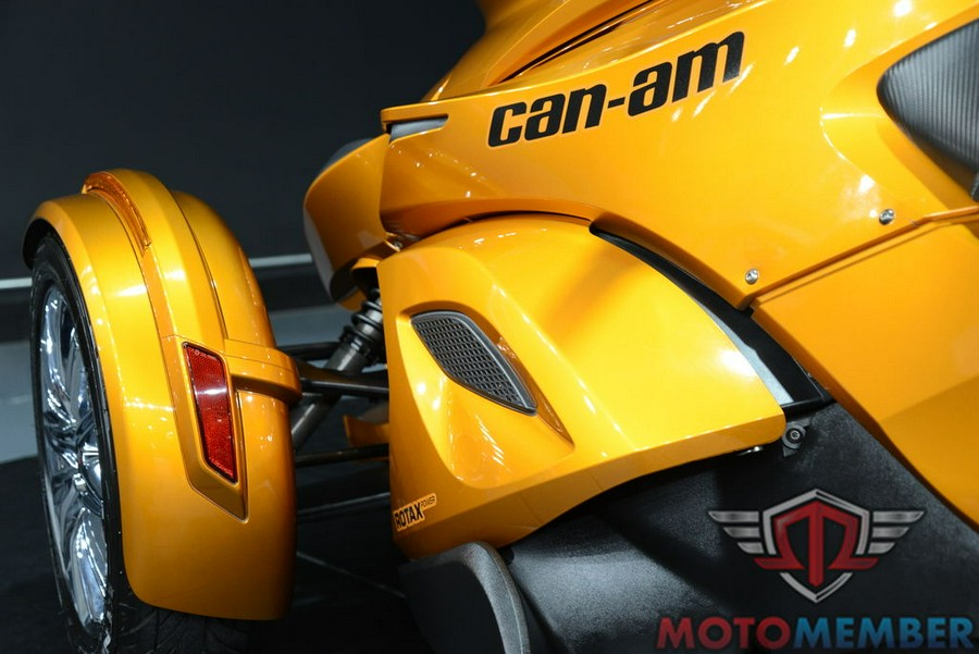 2014 Can-Am Spyder ST-Limited