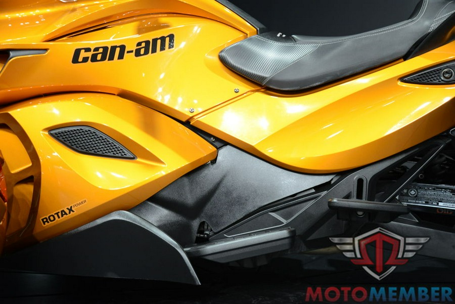 2014 Can-Am Spyder ST-Limited