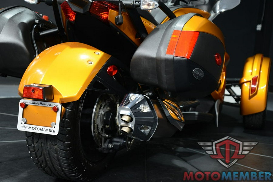 2014 Can-Am Spyder ST-Limited