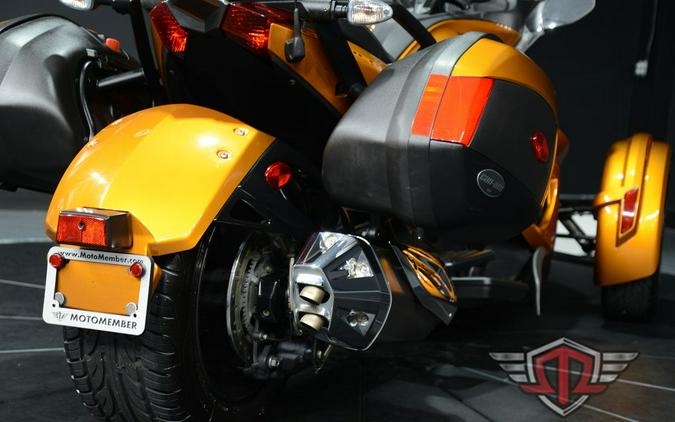 2014 Can-Am Spyder ST-Limited