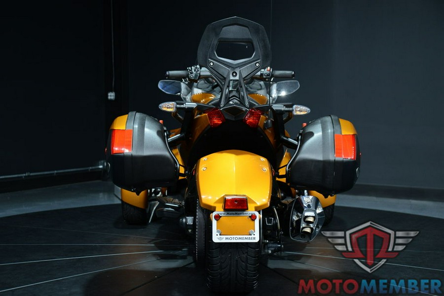 2014 Can-Am Spyder ST-Limited