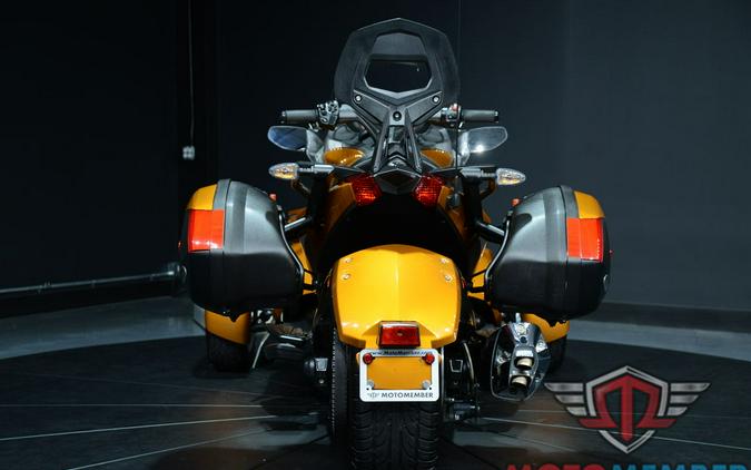 2014 Can-Am Spyder ST-Limited