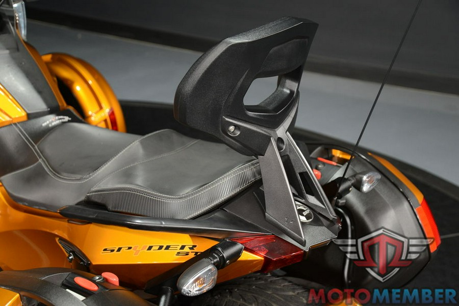 2014 Can-Am Spyder ST-Limited