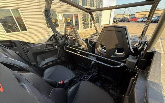 2026 Can-Am® Commander MAX X mr 1000R Wildland Camo