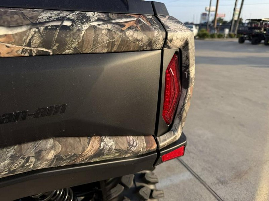 2026 Can-Am® Commander MAX X mr 1000R Wildland Camo