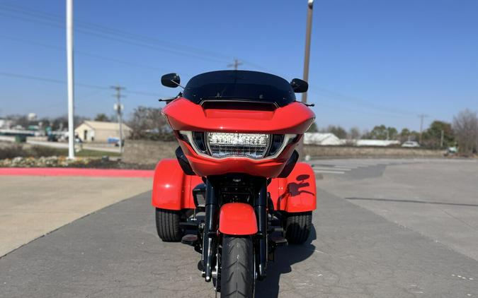 2026 Harley-Davidson® FLTRT Road Glide 3 Blood Orange