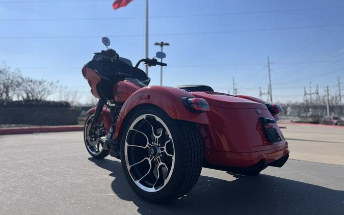 2026 Harley-Davidson® FLTRT Road Glide 3 Blood Orange
