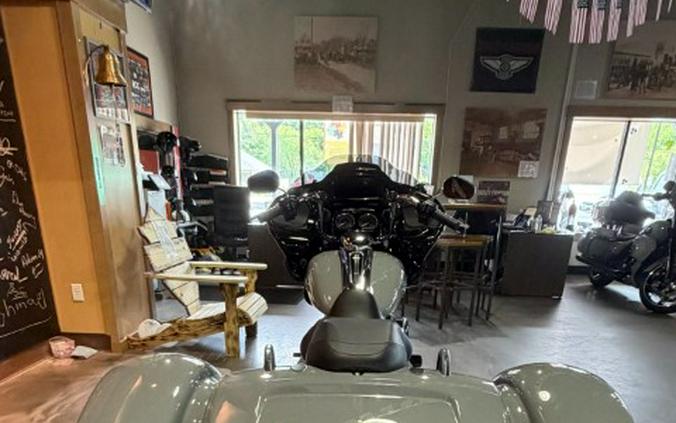 2024 Harley-Davidson Road Glide® 3