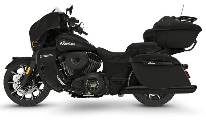 2024 Indian Motorcycle Roadmaster® Dark Horse® with PowerBand Audio Package