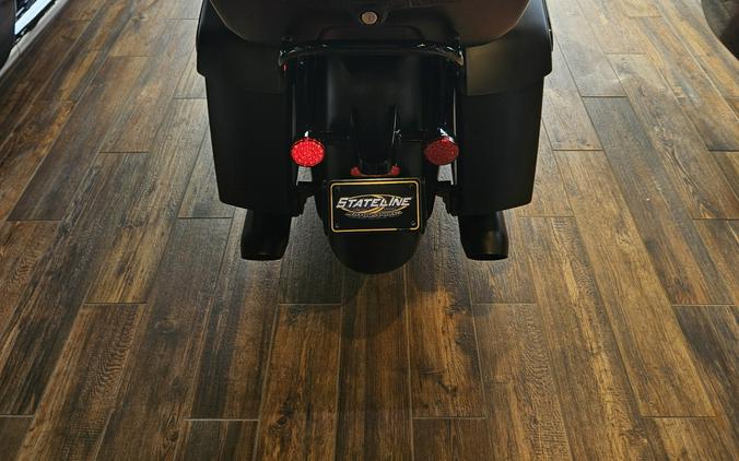 2024 Indian Motorcycle Roadmaster® Dark Horse® with PowerBand Audio Package