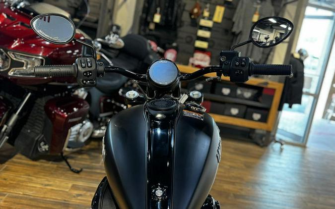 2022 Indian Motorcycle® Chief Dark Horse® Black Smoke