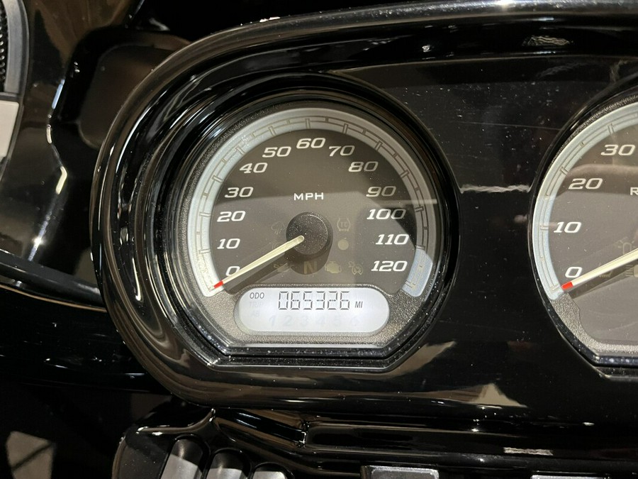 2022 Harley-Davidson® Road Glide® Limited Vivid Black - Black Finish FLTRXS
