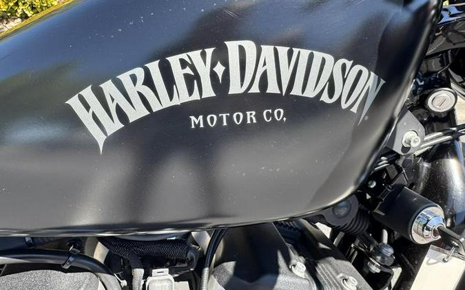 2015 Harley-Davidson® XL883N - Sportster® Iron 883™