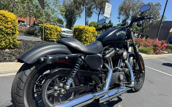2015 Harley-Davidson® XL883N - Sportster® Iron 883™