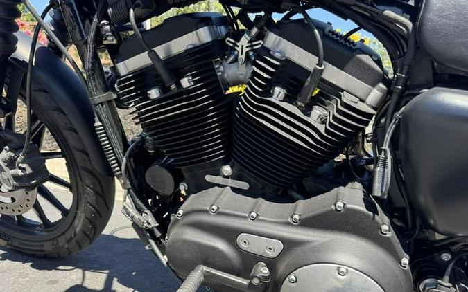 2015 Harley-Davidson® XL883N - Sportster® Iron 883™