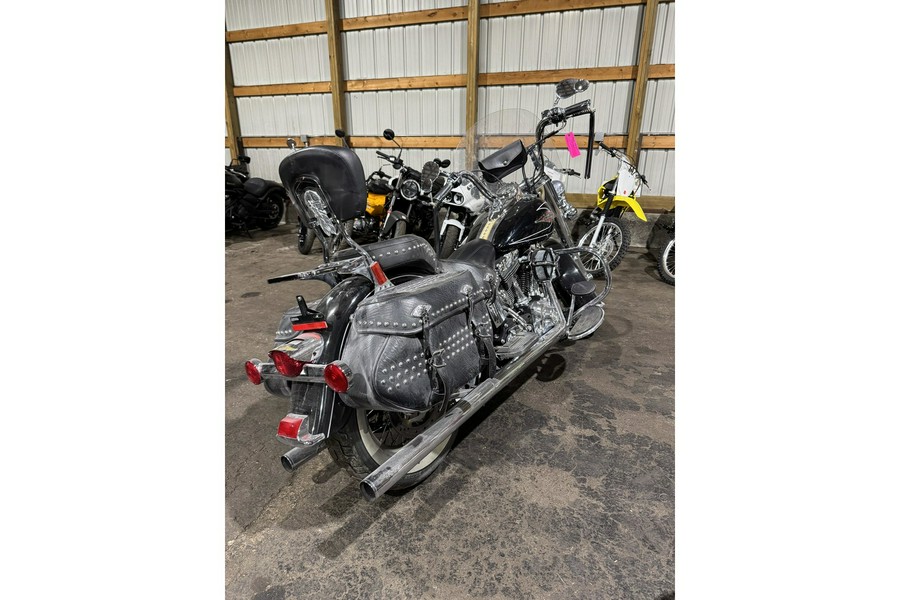 2010 Harley-Davidson® Softail® Heritage Softail® Classic