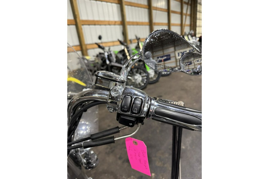 2010 Harley-Davidson® Softail® Heritage Softail® Classic