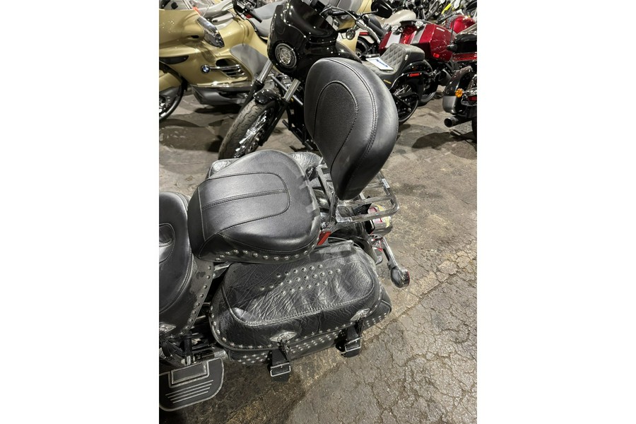 2010 Harley-Davidson® Softail® Heritage Softail® Classic