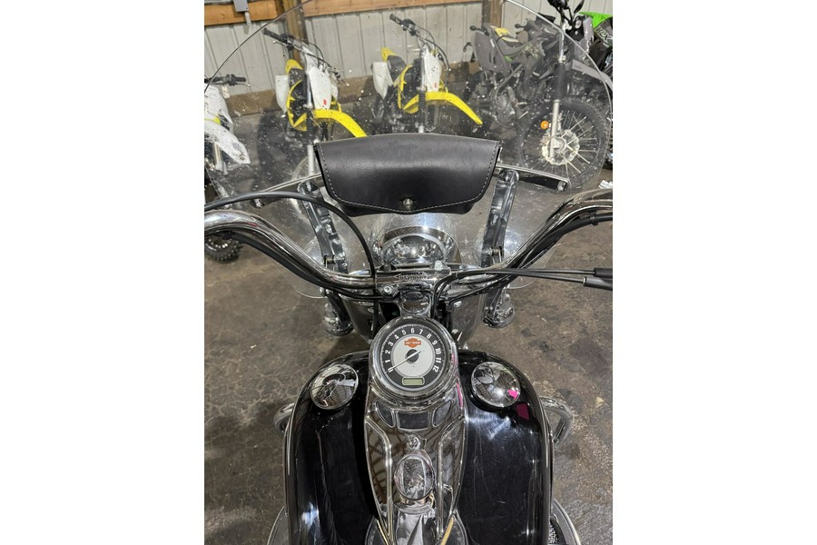 2010 Harley-Davidson® Softail® Heritage Softail® Classic