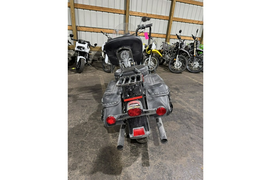 2010 Harley-Davidson® Softail® Heritage Softail® Classic