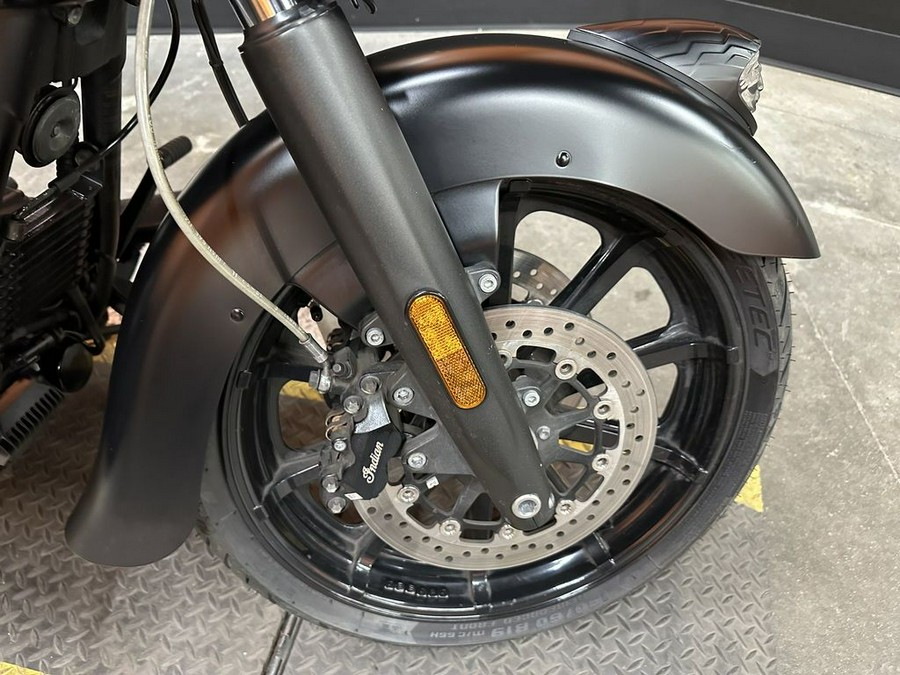 2018 Indian Motorcycle® Chieftain® Dark Horse® ABS Thunder Black Smoke