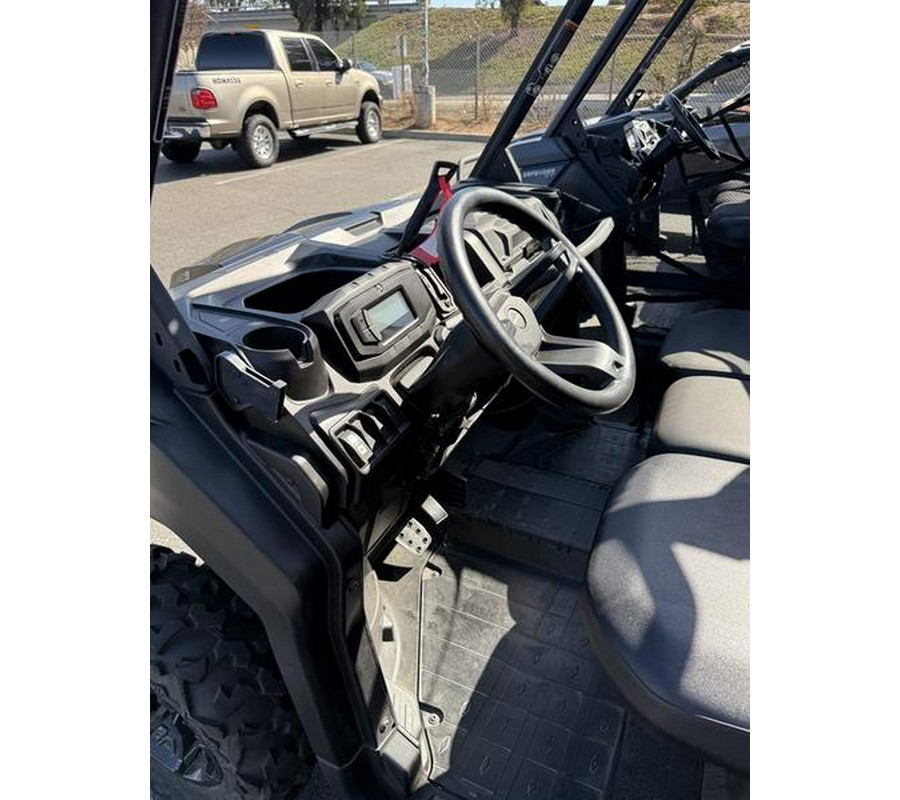2024 Can-Am® Defender MAX DPS HD9 Timeless Black