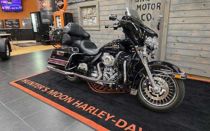 2012 Harley-Davidson Touring FLHTCU - Electra Glide Ultra Classic