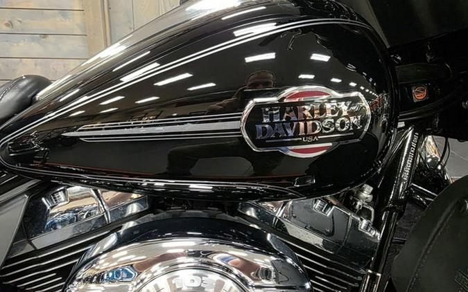 2012 Harley-Davidson Touring FLHTCU - Electra Glide Ultra Classic