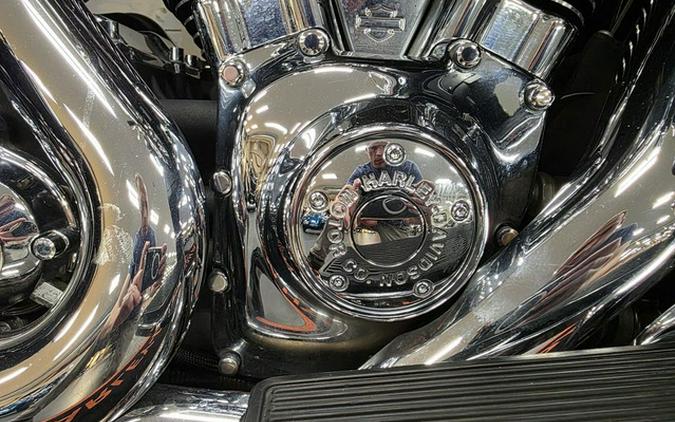 2012 Harley-Davidson Touring FLHTCU - Electra Glide Ultra Classic