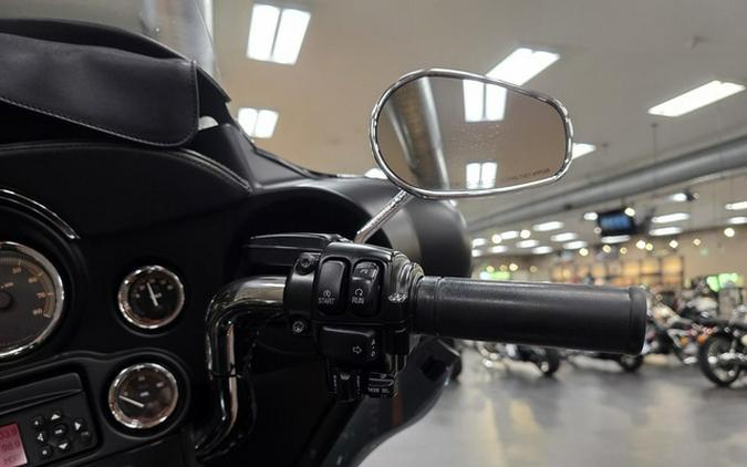 2012 Harley-Davidson Touring FLHTCU - Electra Glide Ultra Classic