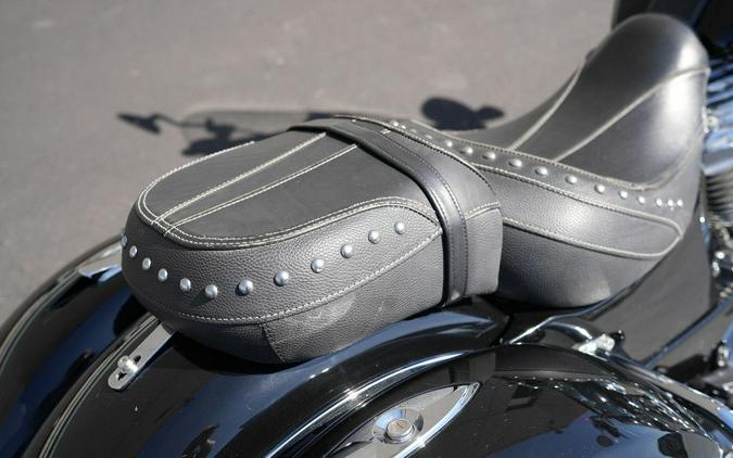 2019 Indian Motorcycle Springfield Thunder Black