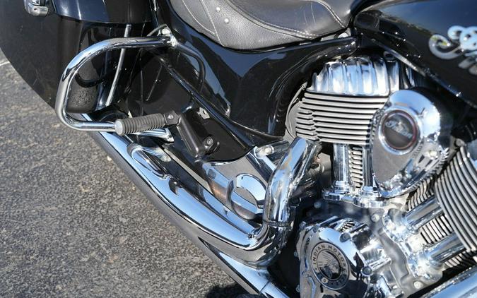 2019 Indian Motorcycle Springfield Thunder Black