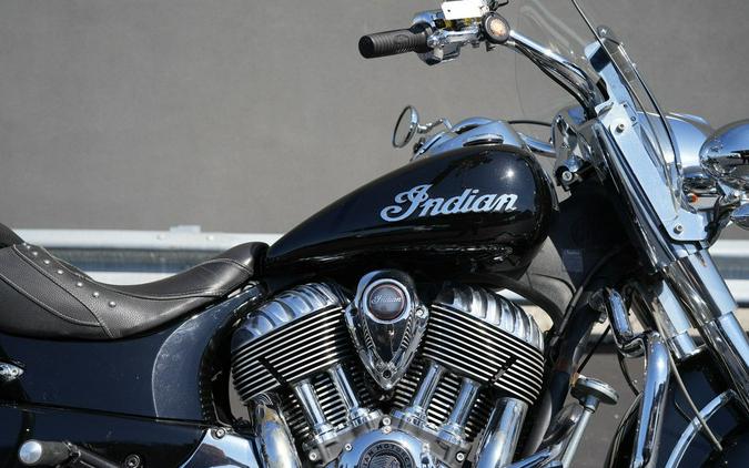 2019 Indian Motorcycle Springfield Thunder Black