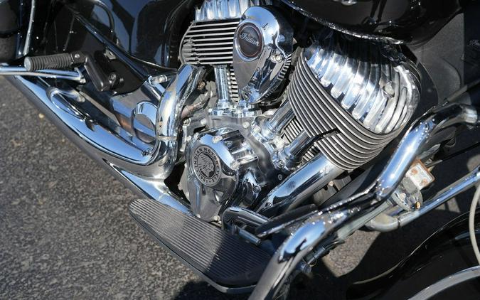 2019 Indian Motorcycle Springfield Thunder Black