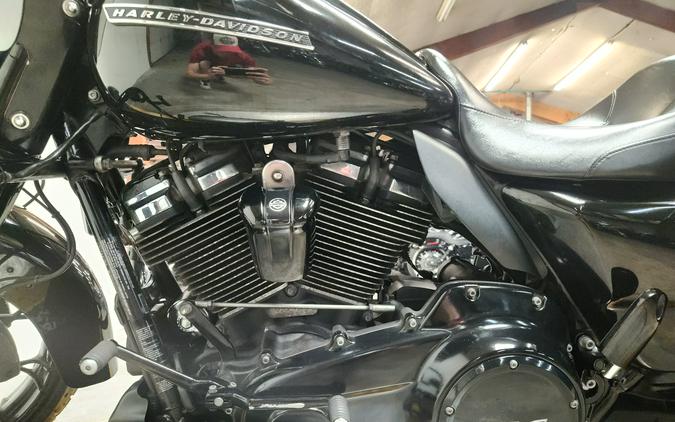 2020 Harley-Davidson® Road King® Special - FP8829