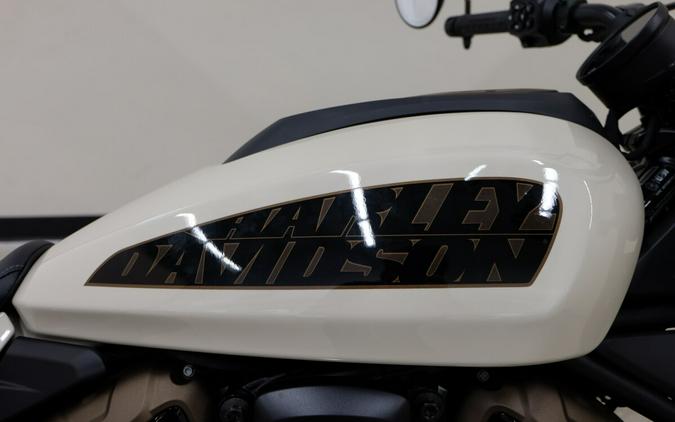 2023 RH1250S Sportster® S - In White Sand Pearl