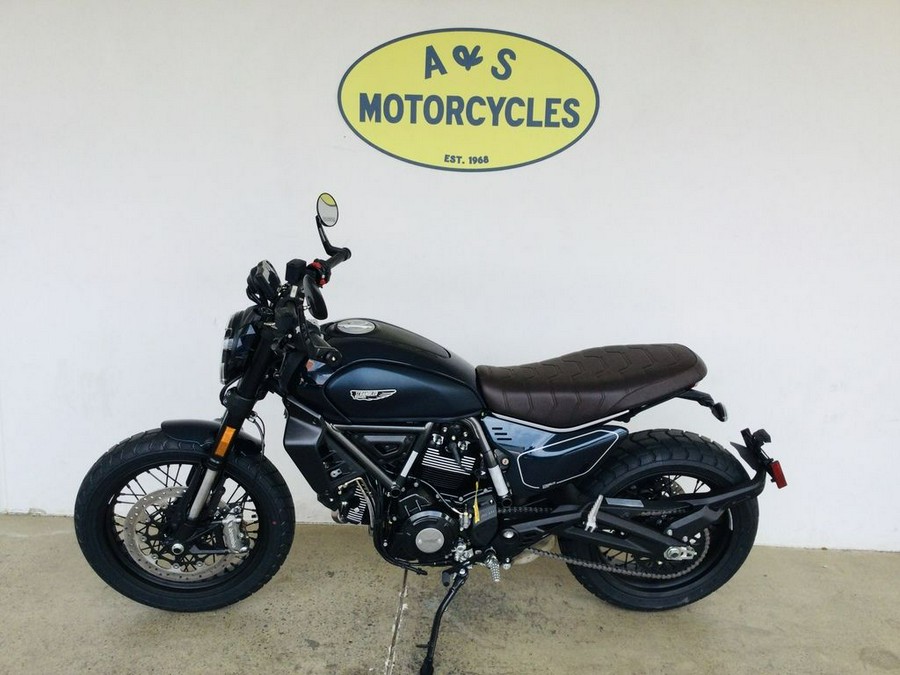 2024 Ducati Scrambler Nightshift (2G) Blue