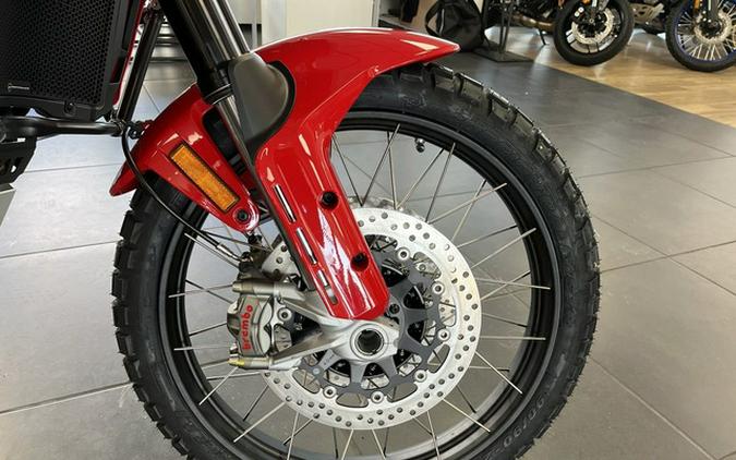 2025 Ducati DesertX Discovery