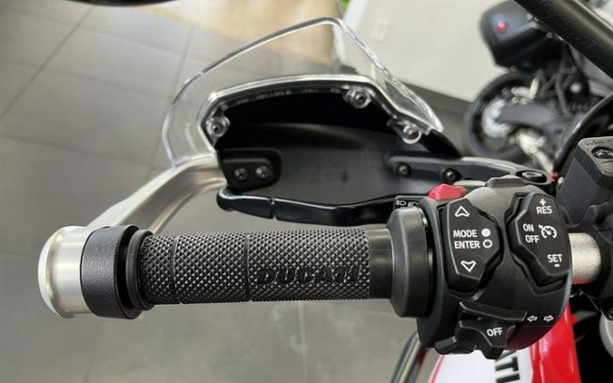 2025 Ducati DesertX Discovery