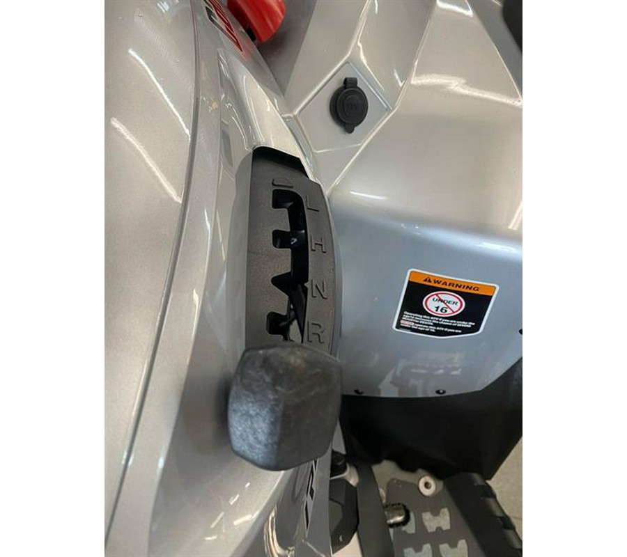 2025 Can-Am Renegade X MR 1000R