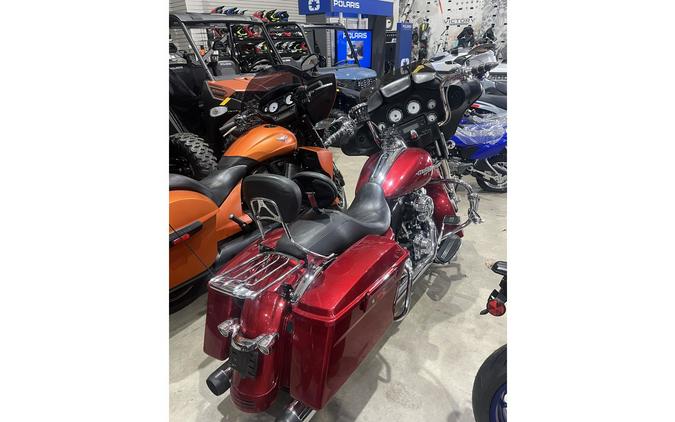 2012 STREET GLIDE - Harley-Davidson®