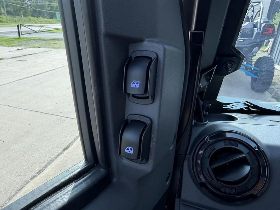 2026 Kawasaki Ridge® Crew HVAC