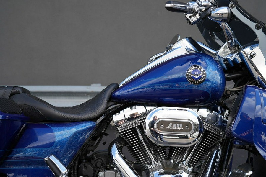 2013 Harley-Davidson FLHRSE5 - CVO Road King