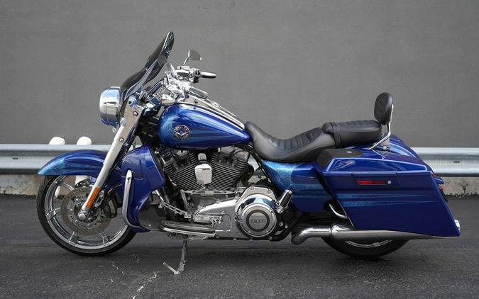 2013 Harley-Davidson FLHRSE5 - CVO Road King